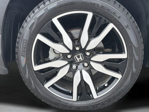 Used 2021 Honda Pilot Touring image 31
