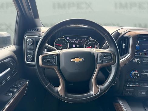 Used 2023 Chevrolet Silverado 3500 High Country AWD/4WD image 16