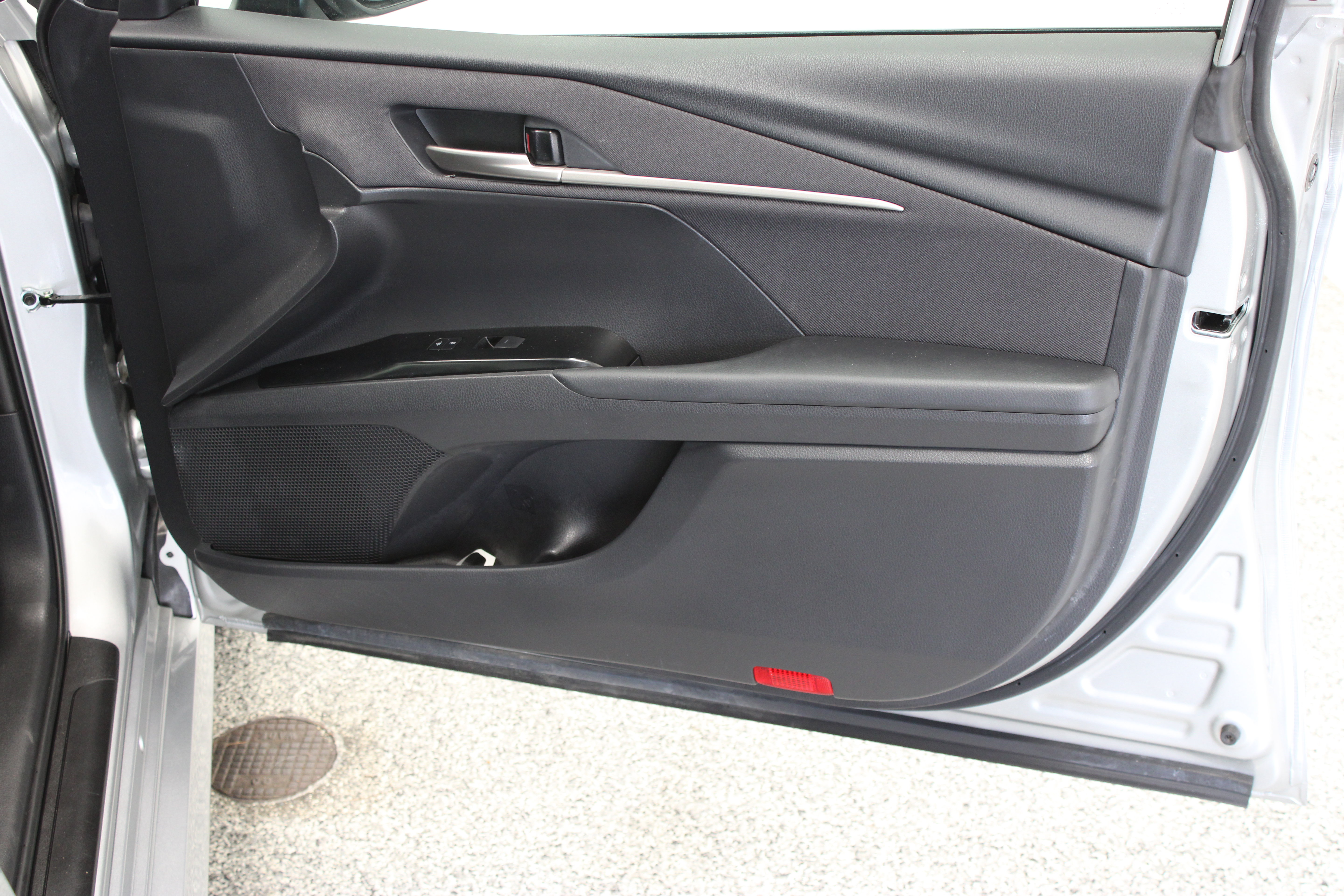 Certified 2026 Toyota Camry LE FWD image 32