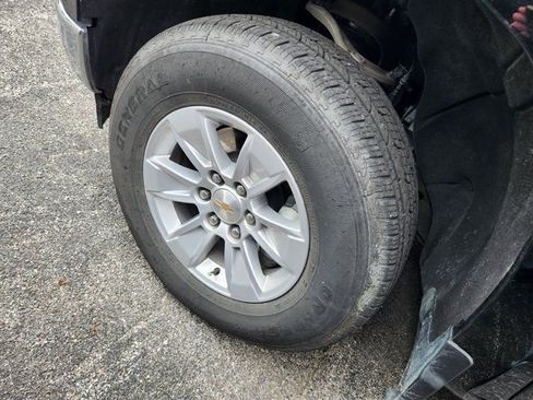 Used 2025 Chevrolet Silverado 1500 LT image 21