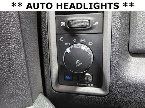 Certified 2017 RAM 1500 Express w/ Express Value Package image 9