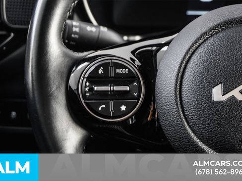 Used 2025 Kia Soul EX image 26