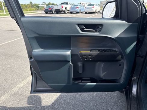Used 2025 Ford Maverick Tremor AWD/4WD image 23