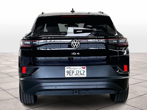 Used 2023 Volkswagen ID.4 Pro image 6