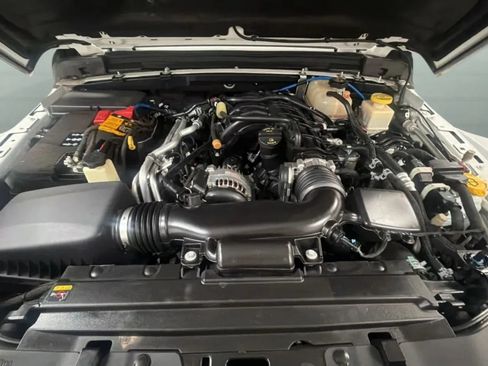 Used 2022 Jeep Gladiator Mojave w/ Safety Group AWD/4WD image 23