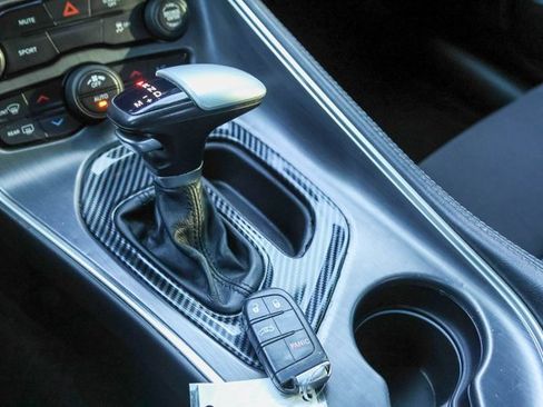 Used 2018 Dodge Challenger R/T image 20