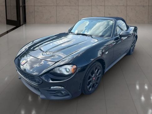 Used 2019 FIAT 124 Spider Abarth w/ Convenience Group RWD image 7