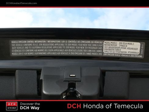 Used 2019 Tesla Model 3 Performance AWD/4WD image 9