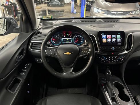 Used 2018 Chevrolet Equinox Premier AWD/4WD image 19