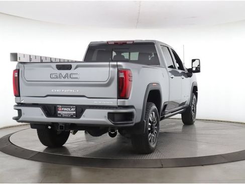 Used 2026 GMC Sierra 2500 Denali Ultimate AWD/4WD image 7