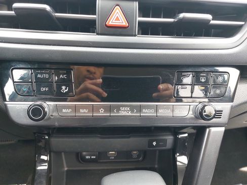 Used 2024 Kia Seltos EX FWD image 21