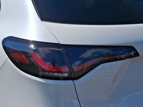 Certified 2024 Honda HR-V Sport image 11