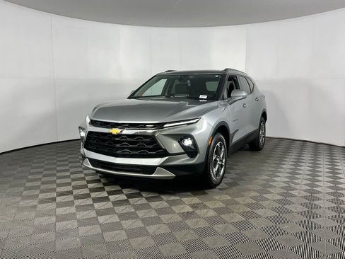 Used 2024 Chevrolet Blazer LT w/ Convenience Package image 11