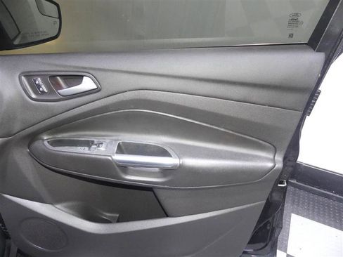 Used 2015 Ford C-MAX SEL w/ Equipment Group 302A image 18