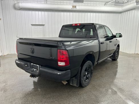 Used 2017 RAM 1500 ST w/ SXT Appearance Group AWD/4WD image 28