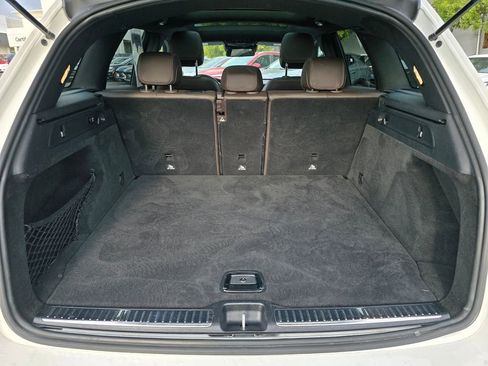 Used 2017 Mercedes-Benz GLC 300 4MATIC image 50