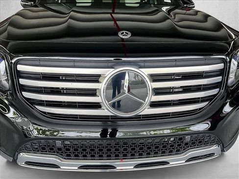 Used 2026 Mercedes-Benz GLB 250 image 30