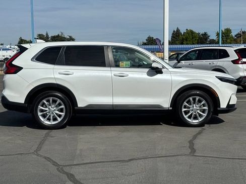 Used 2024 Honda CR-V EX-L image 3