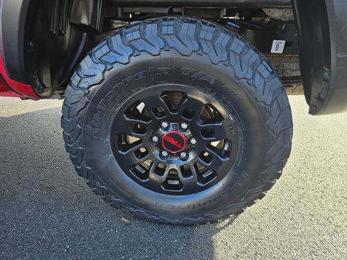Used 2017 Toyota Tacoma TRD Pro AWD/4WD image 13