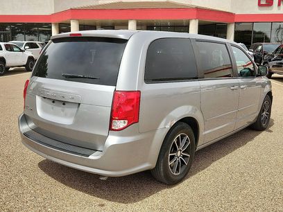 Used 2017 Dodge Grand Caravan SXT w/ Driver Convenience Group