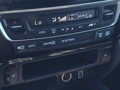 Used 2020 Honda Ridgeline Black Edition image 30