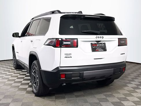Used 2026 Jeep Cherokee Limited AWD/4WD image 5