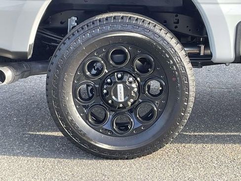 New 2026 Ford F250 XLT w/ XLT Premium Package AWD/4WD image 7