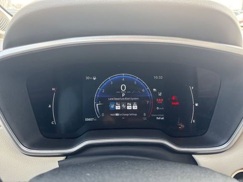 Used 2023 Toyota Corolla Cross XLE w/ Convenience Package image 15