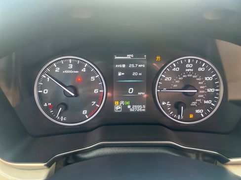 Used 2021 Subaru Outback Limited w/ Popular Package #2 AWD/4WD image 11