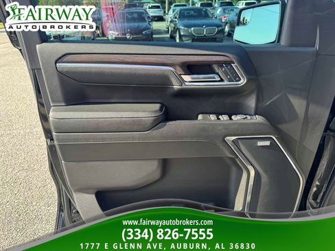 Used 2023 GMC Sierra 1500 SLT image 25