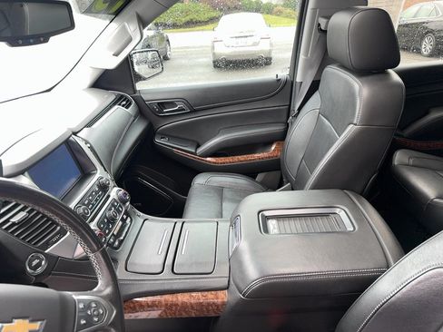 Used 2015 Chevrolet Tahoe LTZ AWD/4WD image 20