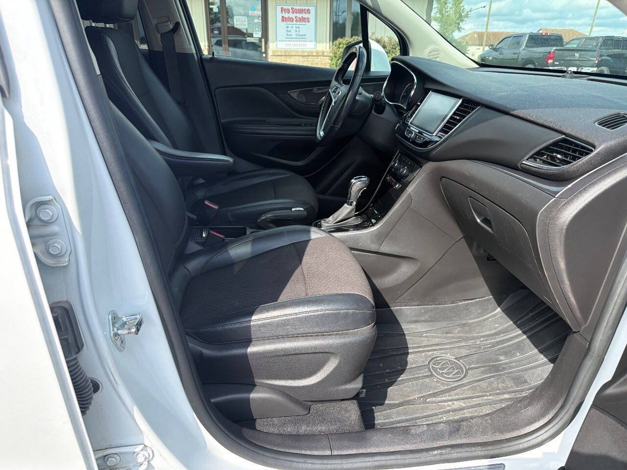 Used 2019 Buick Encore Preferred AWD/4WD image 15