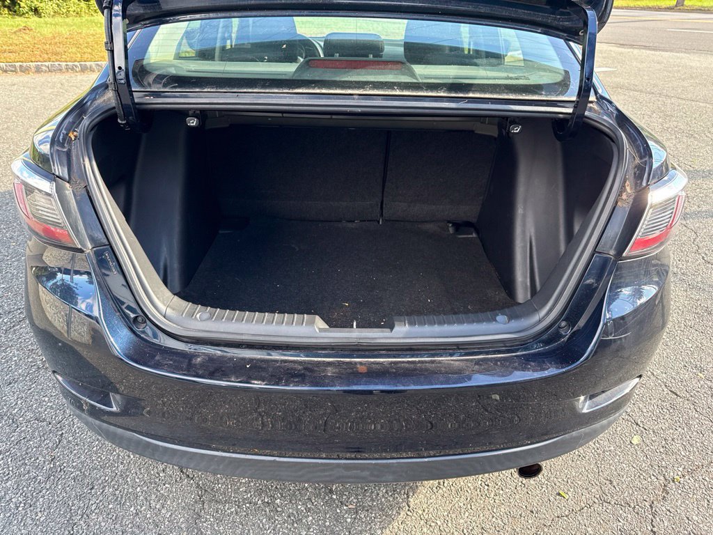 Used 2018 Toyota Yaris iA FWD image 11