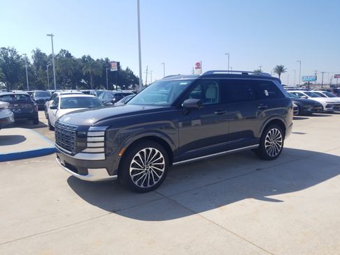 New 2026 Hyundai Palisade Calligraphy AWD/4WD image 3