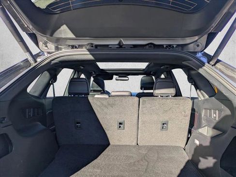 Certified 2022 Ford Edge ST-Line w/ Class II Trailer Tow Package image 6