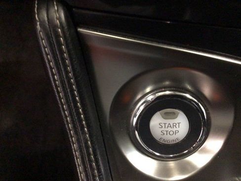 Used 2018 Nissan Maxima 3.5 SV FWD image 25
