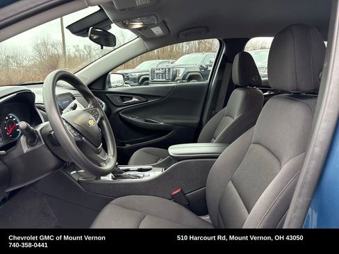 Used 2025 Chevrolet Malibu LT FWD image 11
