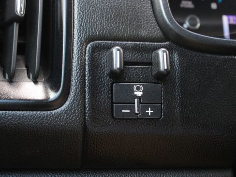 Used 2018 Chevrolet Colorado ZR2 AWD/4WD image 25