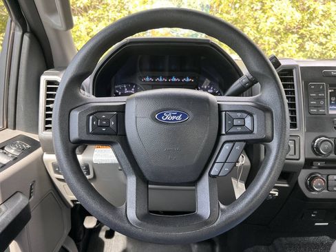 Used 2018 Ford F250 XL w/ Power Equipment Group RWD image 27