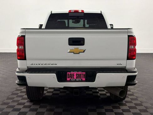 Used 2017 Chevrolet Silverado 2500 LTZ w/ Duramax Plus Package RWD image 9