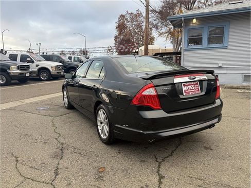 Used 2010 Ford Fusion SEL image 4