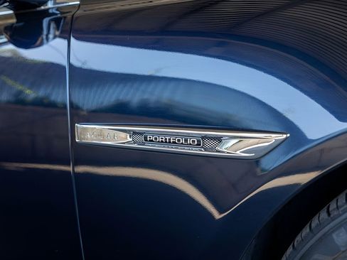 Used 2012 Jaguar XJ L RWD image 11