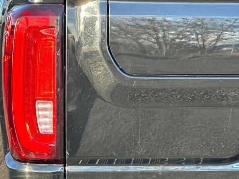 Used 2020 GMC Sierra 3500 Denali w/ Denali Ultimate Package image 47