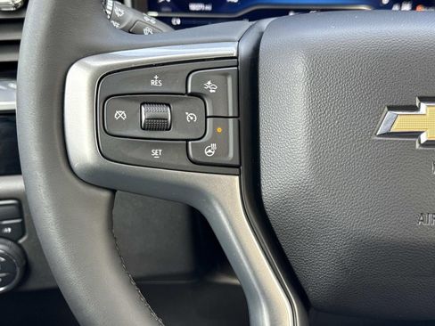 Used 2024 Chevrolet Silverado 1500 LT AWD/4WD image 8