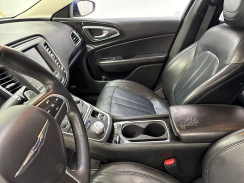 Used 2015 Chrysler 200 C w/ Navigation & Sound Group I image 25