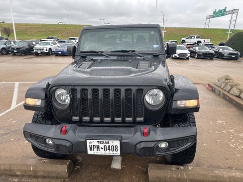 Used 2022 Jeep Gladiator Rubicon w/ Trailer Tow Package image 2