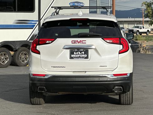 Used 2020 GMC Terrain SLT w/ Preferred Package image 5