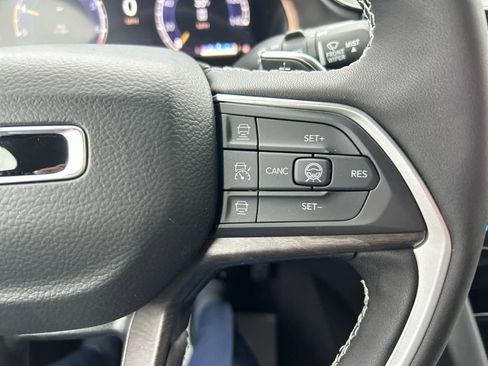 New 2026 Jeep Grand Cherokee L Limited image 21