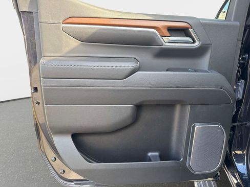 Used 2023 GMC Sierra 1500 Denali w/ Denali Reserve Package image 11