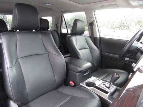 Used 2023 Toyota 4Runner Limited AWD/4WD image 20